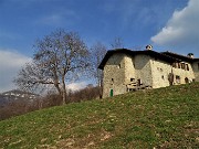 89 Sguardo indietro su una Stalla Foldone